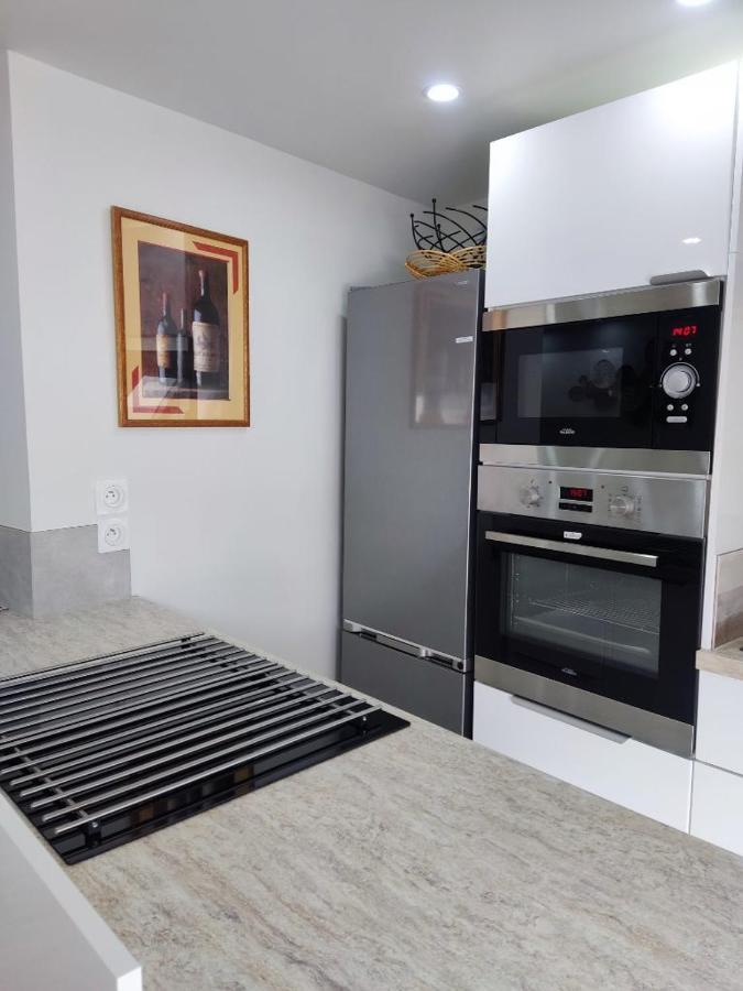 Comfortable Air-Conditioned T3 In The Heart Of Amboise With Parking Space エクステリア 写真